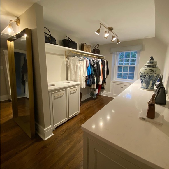 Meet your Posher, Francesca - Picture 3 of 6